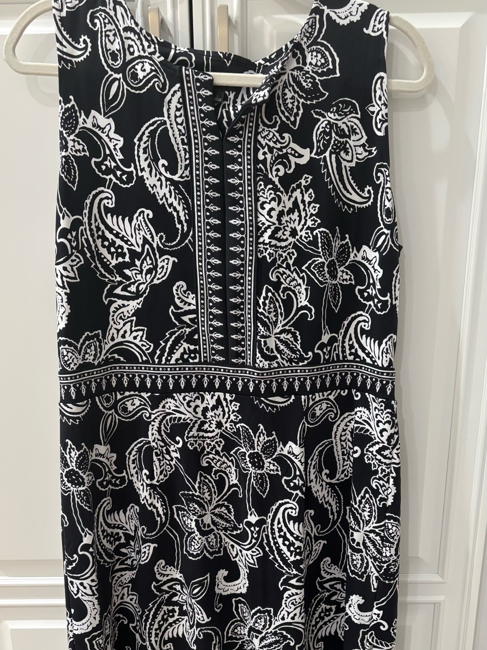 Black & White Paisley Print Women's dress
